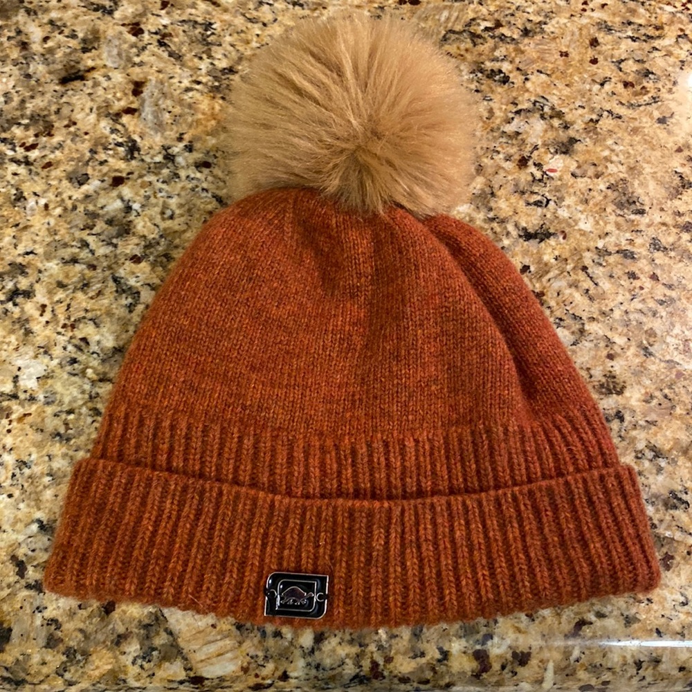Toad&Co wool beanie with fleece lining - excellent condition